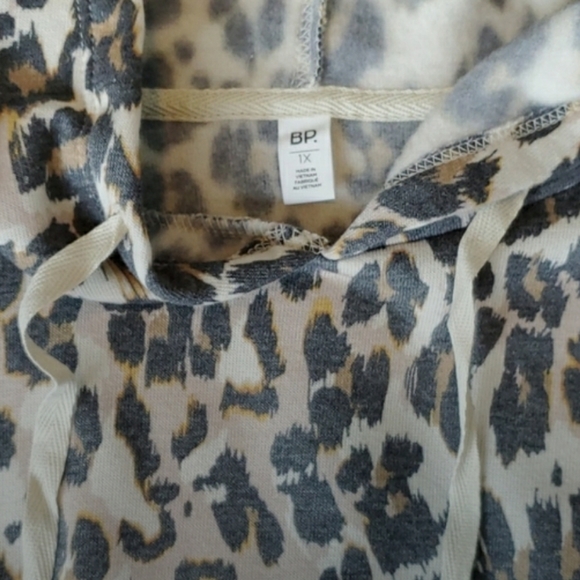 NWOT BP. Cheetah Print Pullover Hoodie - Picture 2 of 3